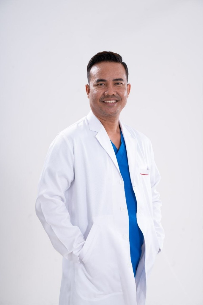 Dr. Hun Buntha Lead Implantologist